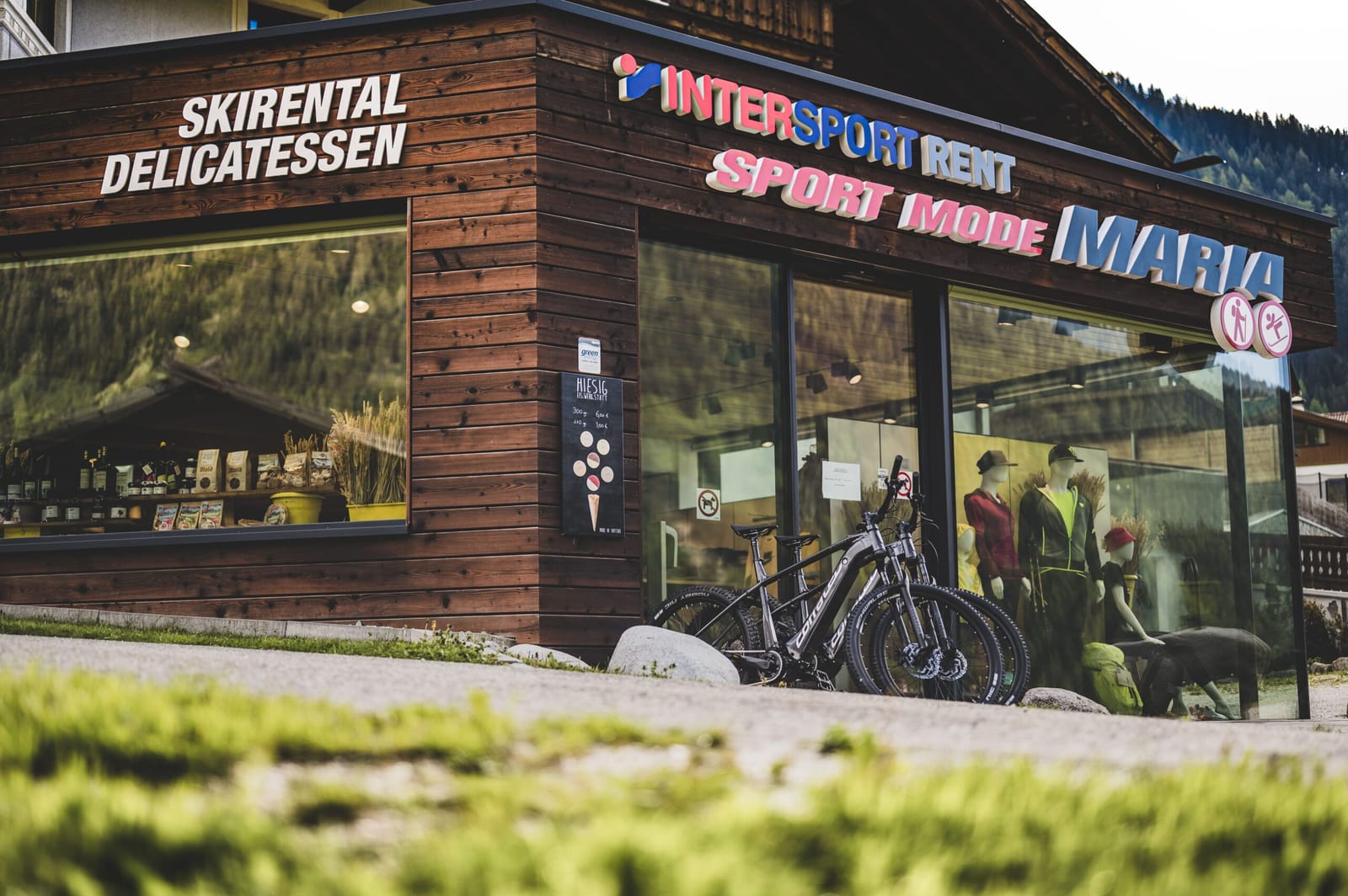 Intersport Sport Mode Maria